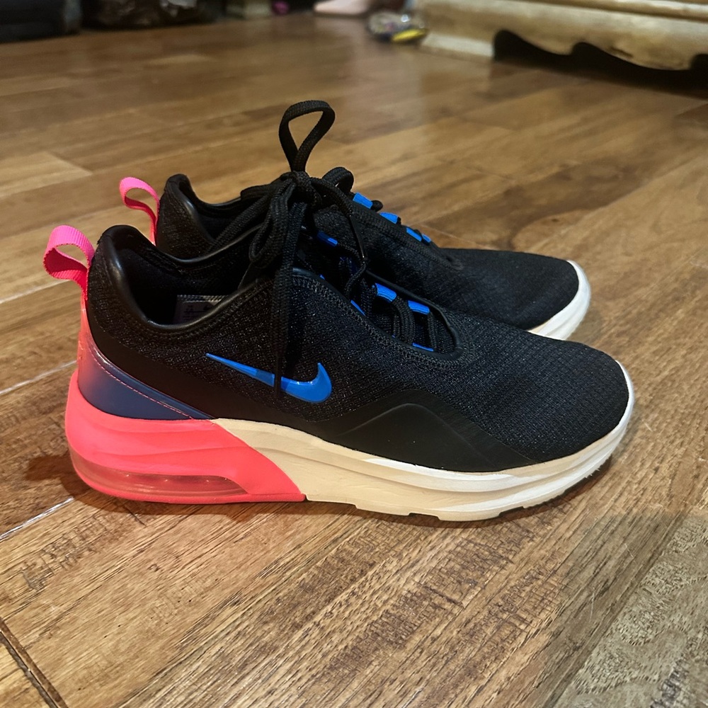Nike Women’s Black and Pink Sneakers
